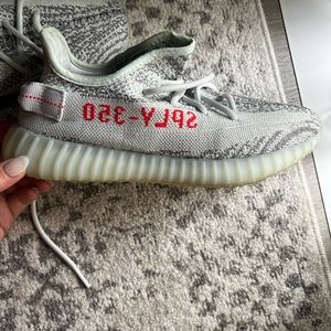 Yeezy 350 blue tint men’s size 8